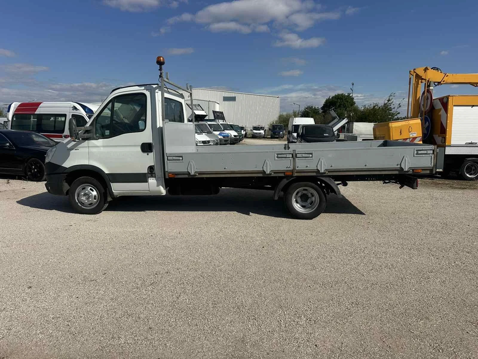 Iveco 35c17 Бордови, снимка 3 - Бусове и автобуси - 56193352