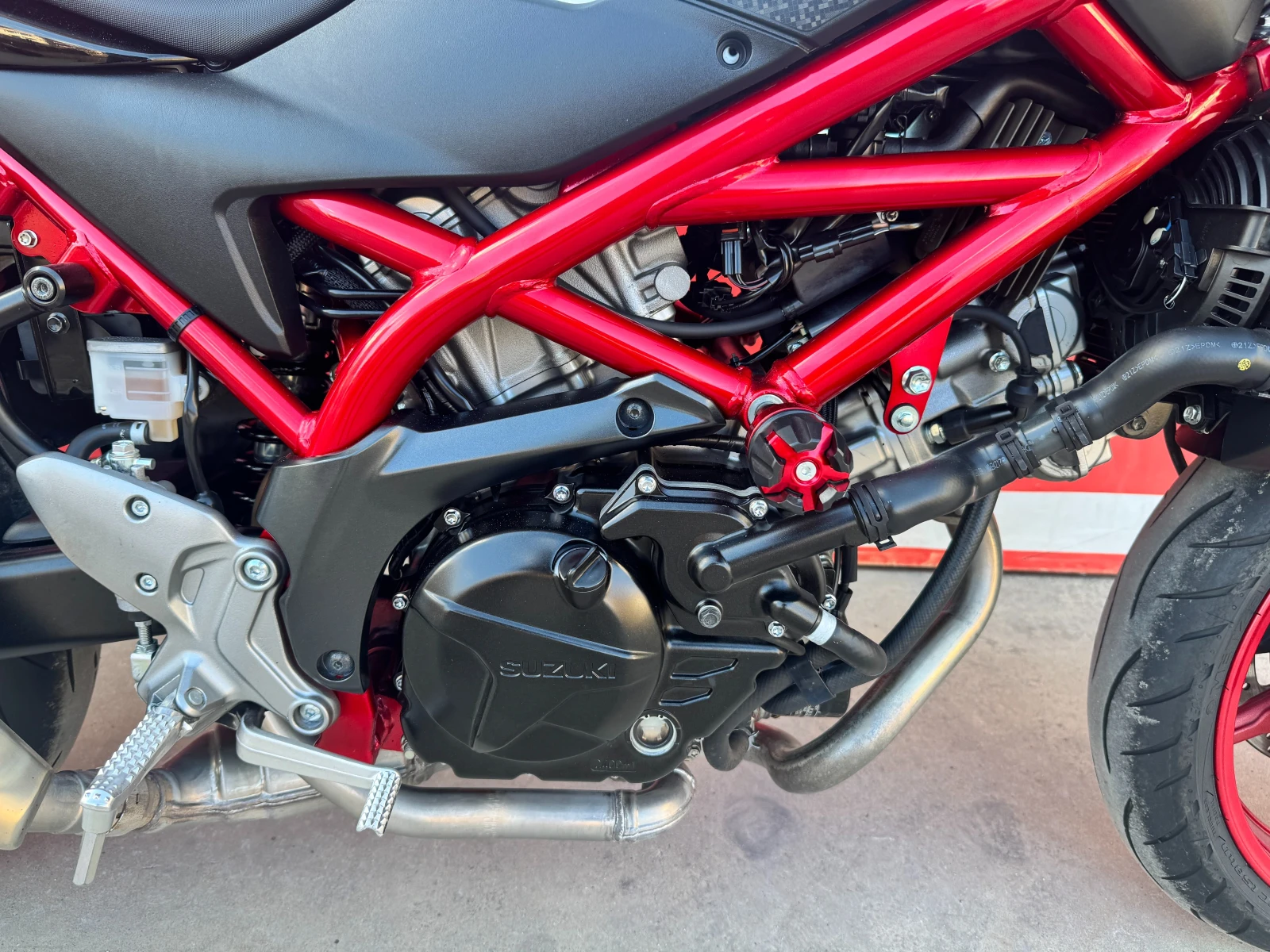 Suzuki SV 650 ABS  - изображение 6