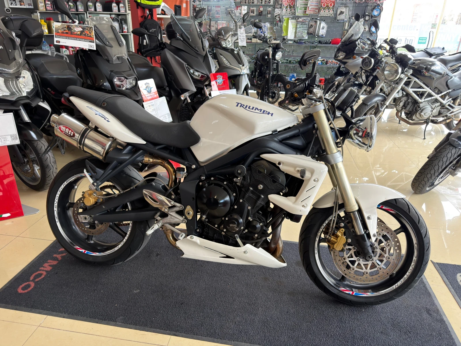 Triumph Street Twin 675, снимка 3 - Мотоциклети и мототехника - 54135732