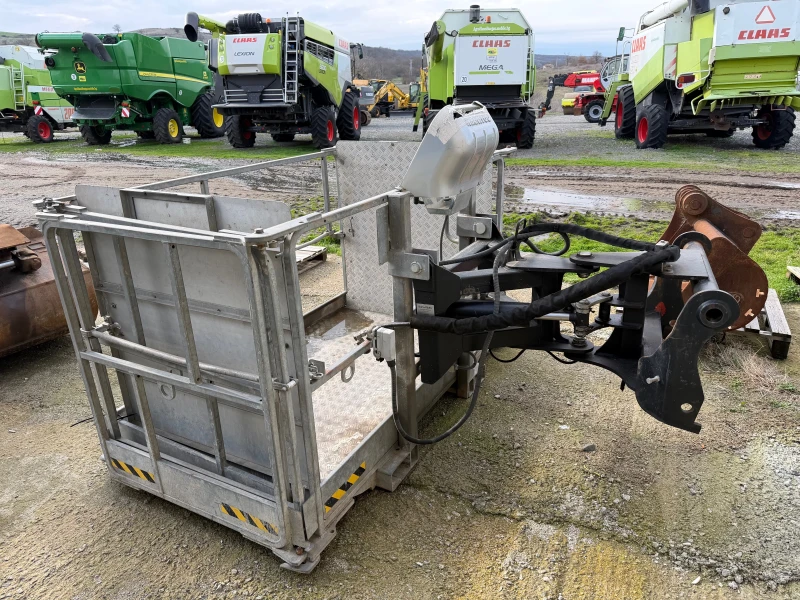 Телескопични товарачи Manitou MRT 2150+ С 2 БРОЯ УРЕДИ ЛИЗИНГ, снимка 17 - Индустриална техника - 52101138