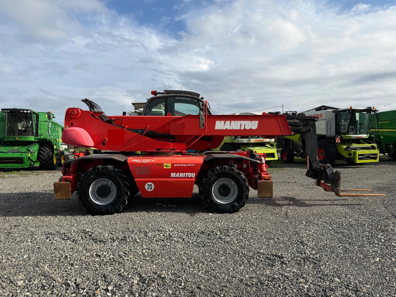 Телескопични товарачи Manitou MRT 2150+ С 2 БРОЯ УРЕДИ ЛИЗИНГ - изображение 8