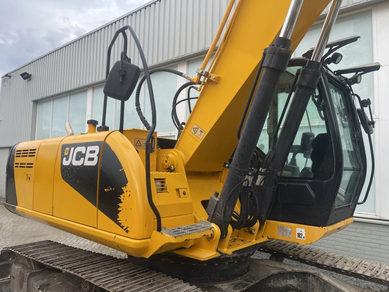 Багер JCB JS 220 - изображение 4