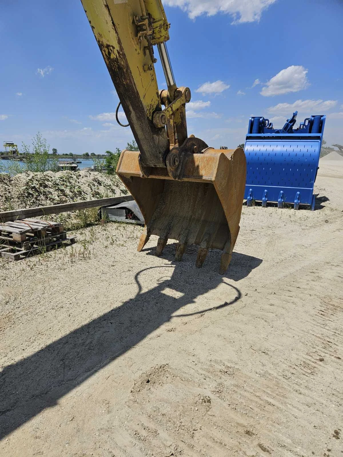 Багер Komatsu Pc240lc - изображение 6