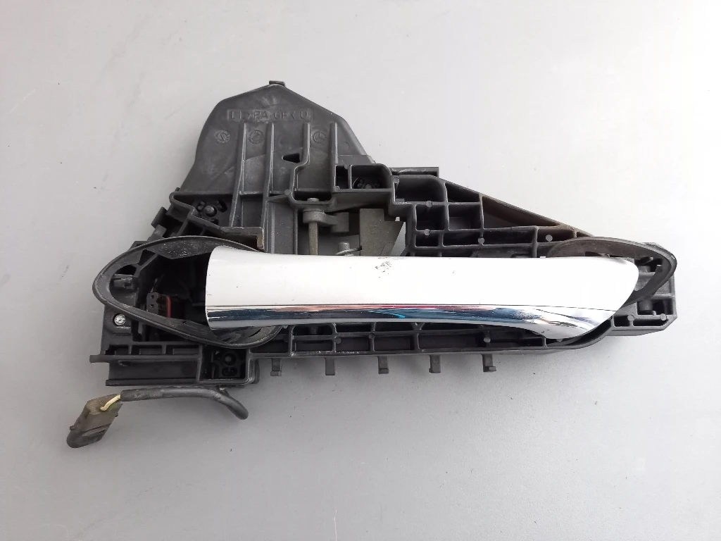 Дръжка врата предна лява външна Мерцедес А180 W169 