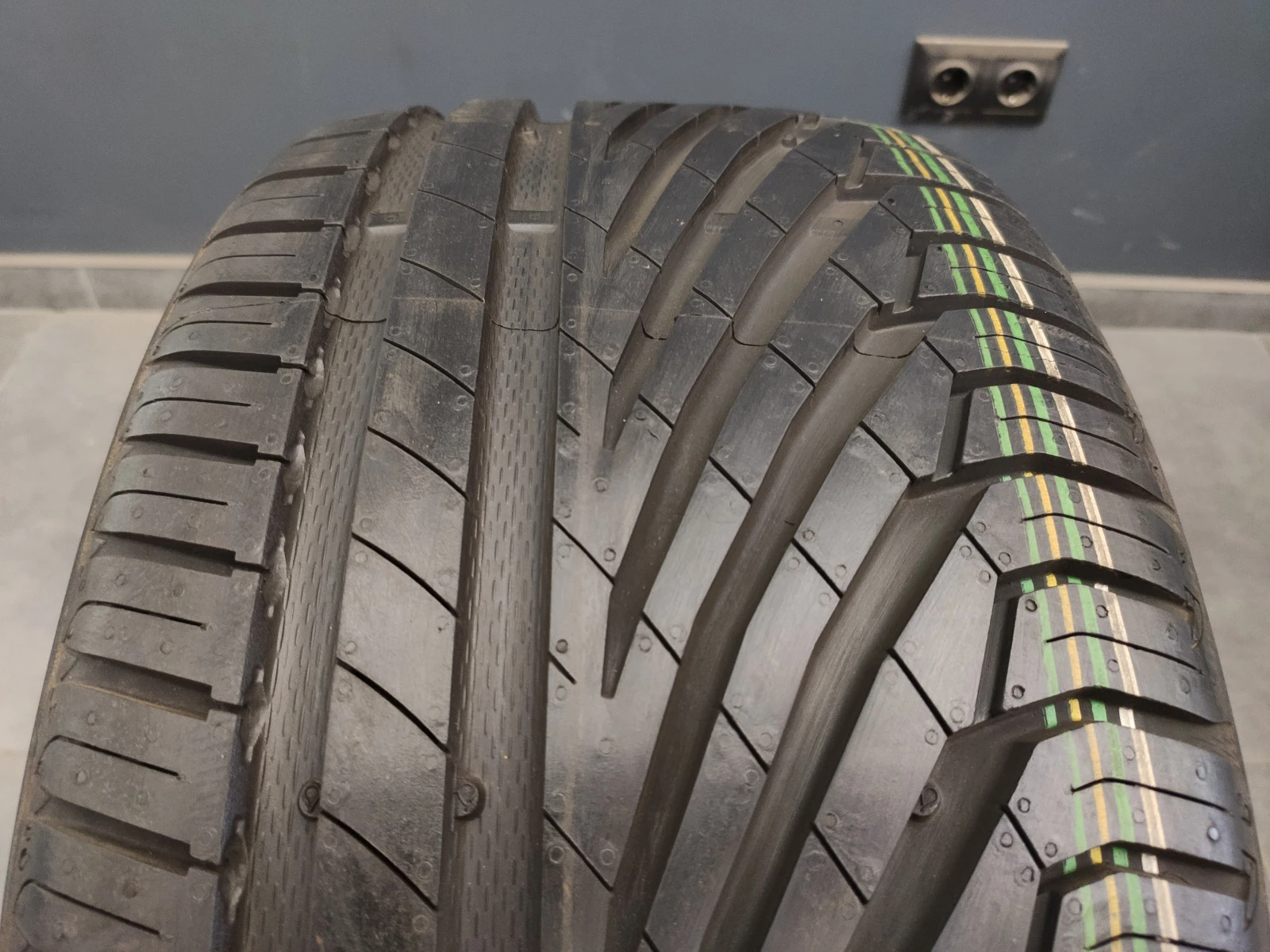  245/35R18 | Mobile.bg   3