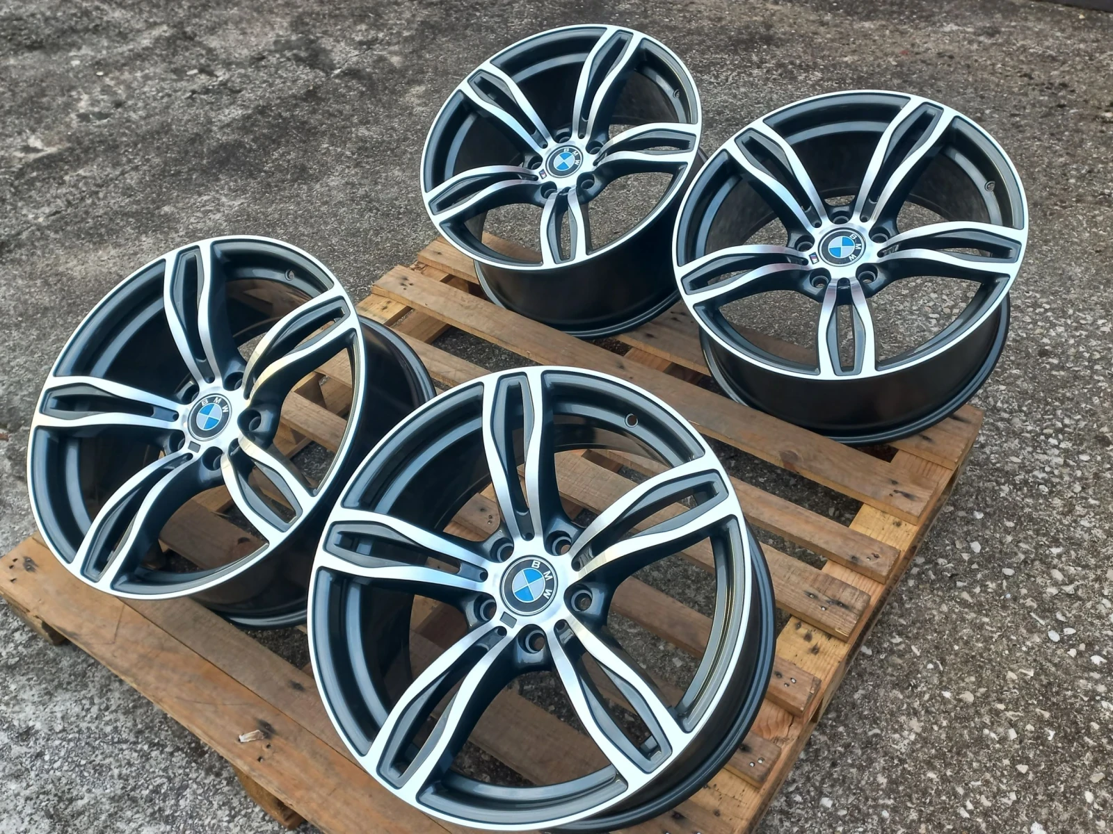 ������ �� BMW | Mobile.bg � ����������� 6