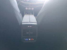 Skoda Superb 2.0 TSi/204 k.c. Selection, снимка 11