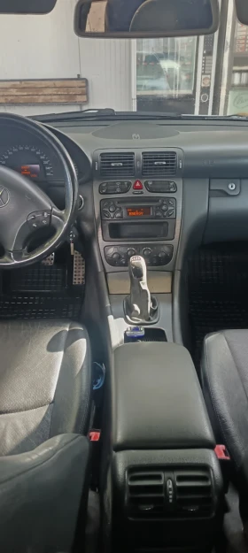 Mercedes-Benz C 180 Бензин /газ, снимка 8