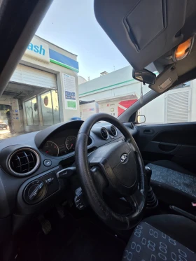 Ford Fiesta 1.4TDCI Климатик, снимка 15