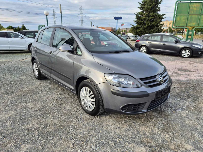 VW Golf Plus 1.6i, снимка 5 - Автомобили и джипове - 47299593