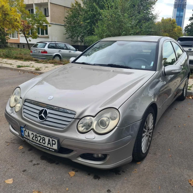 Mercedes-Benz C 220 Sport coupe, снимка 1 - Автомобили и джипове - 47525453