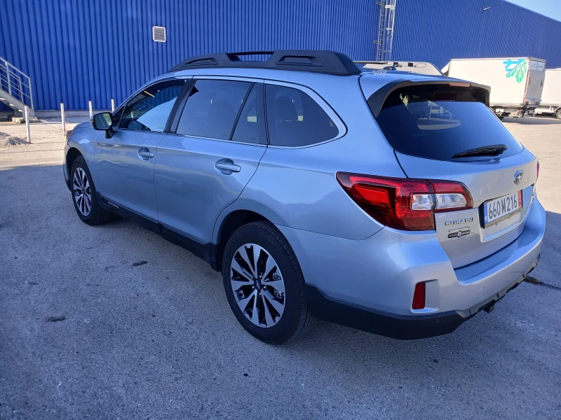 Subaru Outback 3.6R, снимка 4 - Автомобили и джипове - 48159716