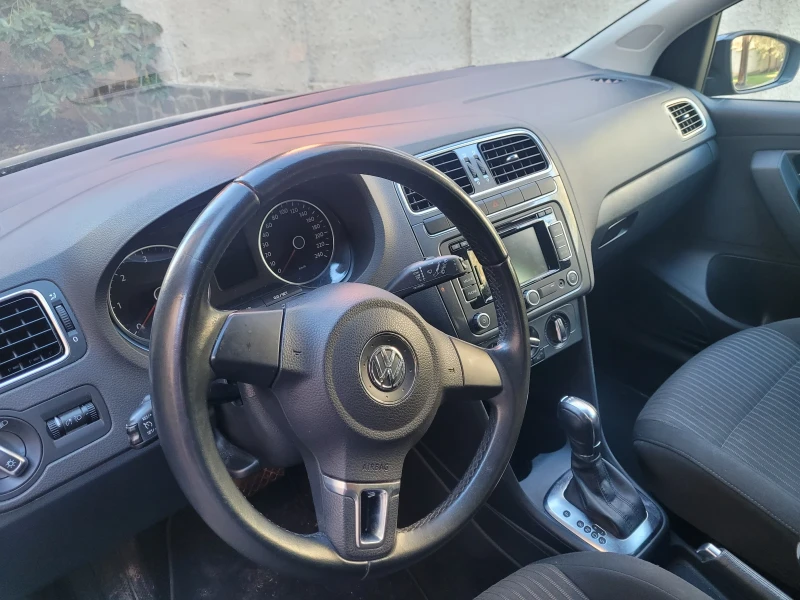 VW Polo, снимка 7 - Автомобили и джипове - 49298412