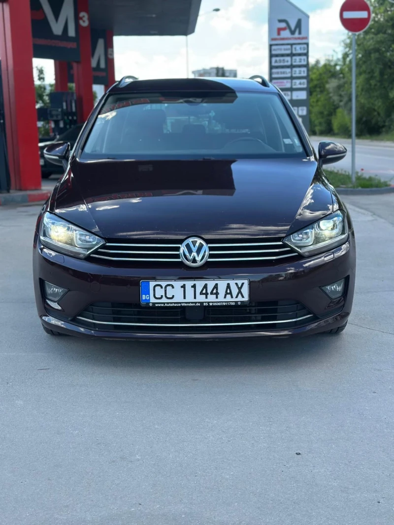 VW Golf СпортВан дистроник автомат, снимка 7 - Автомобили и джипове - 51909212
