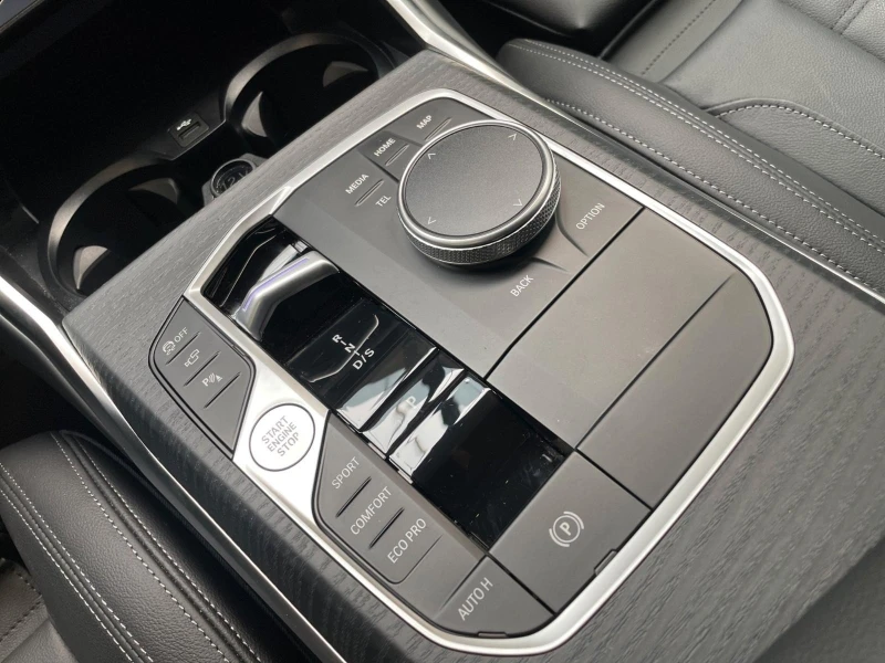 BMW 340 M340d XDRIVE HEAD UP 360 LED, снимка 14 - Автомобили и джипове - 51508647