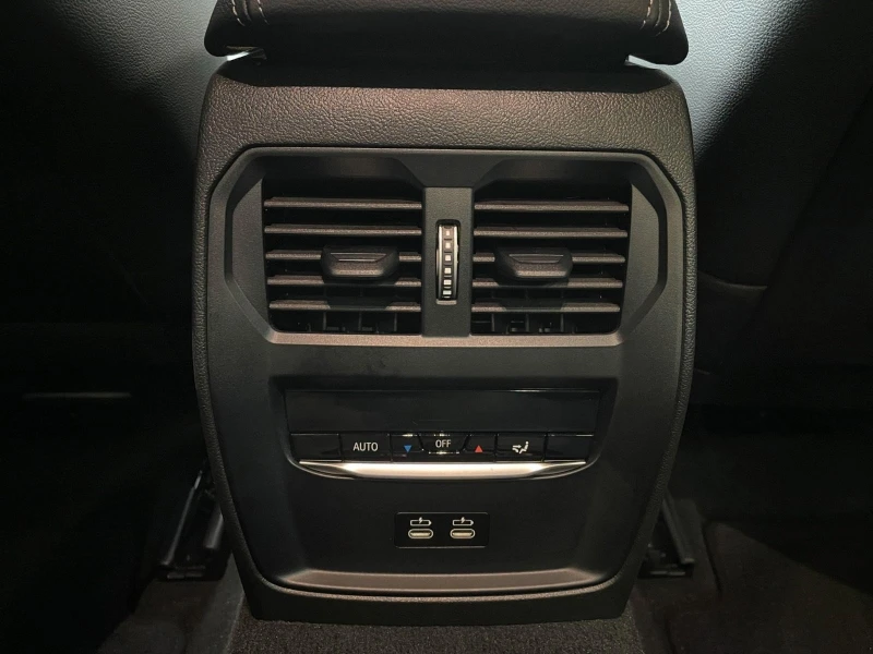 BMW 340 M340d XDRIVE HEAD UP 360 LED, снимка 16 - Автомобили и джипове - 51508647