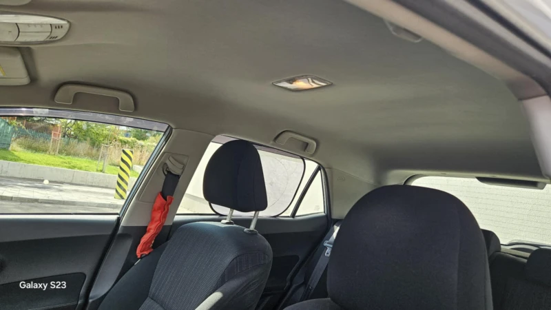 Toyota Auris 1.6 , 132 к.с,  Газов инжекцион, снимка 12 - Автомобили и джипове - 51703299