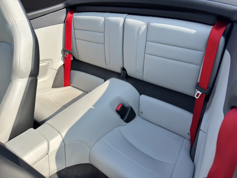 Porsche 911 992* GTS* CERAMIC* APPR* LIFT* BURM* 360* DISTR* P, снимка 15 - Автомобили и джипове - 52075961