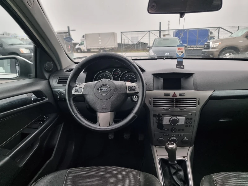 Opel Astra 1.7CDTI, снимка 12 - Автомобили и джипове - 53041221