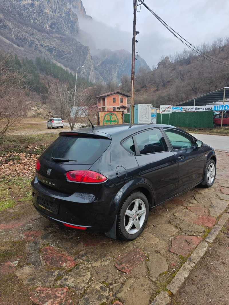 Seat Leon 1.6I НОВ ВНОС, снимка 5 - Автомобили и джипове - 53384301
