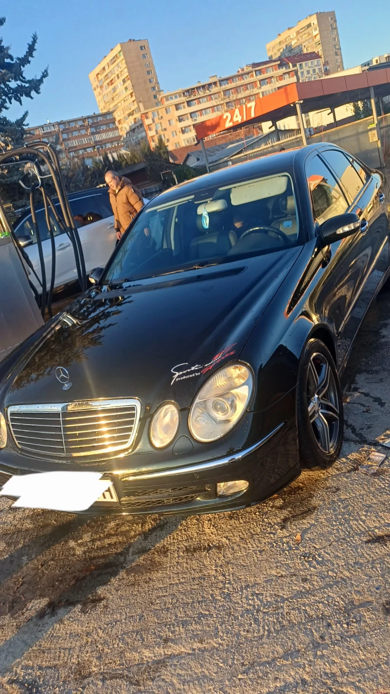 Mercedes-Benz 220, снимка 2 - Автомобили и джипове - 53395124