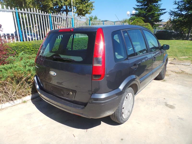 Ford Fusion 1.4 16v, снимка 3 - Автомобили и джипове - 47850417