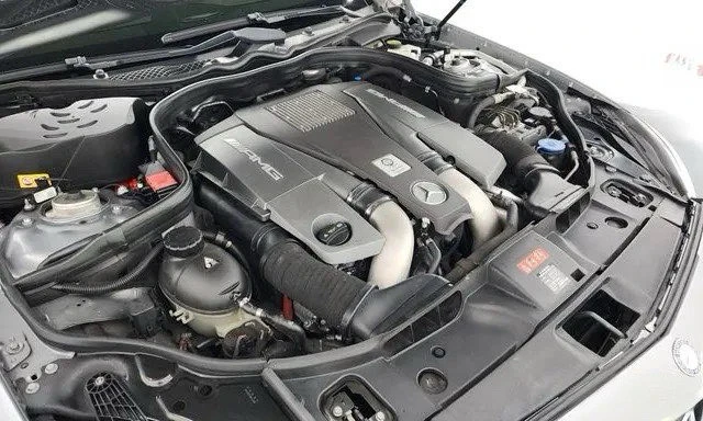 Mercedes-Benz CLS 63 AMG 4 MATIC  - изображение 5