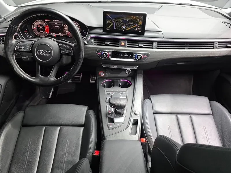 Audi A4 2.0 TDI, снимка 7 - Автомобили и джипове - 54144424