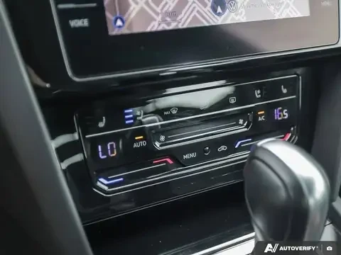 VW Arteon CARFAX, снимка 13 - Автомобили и джипове - 55052565
