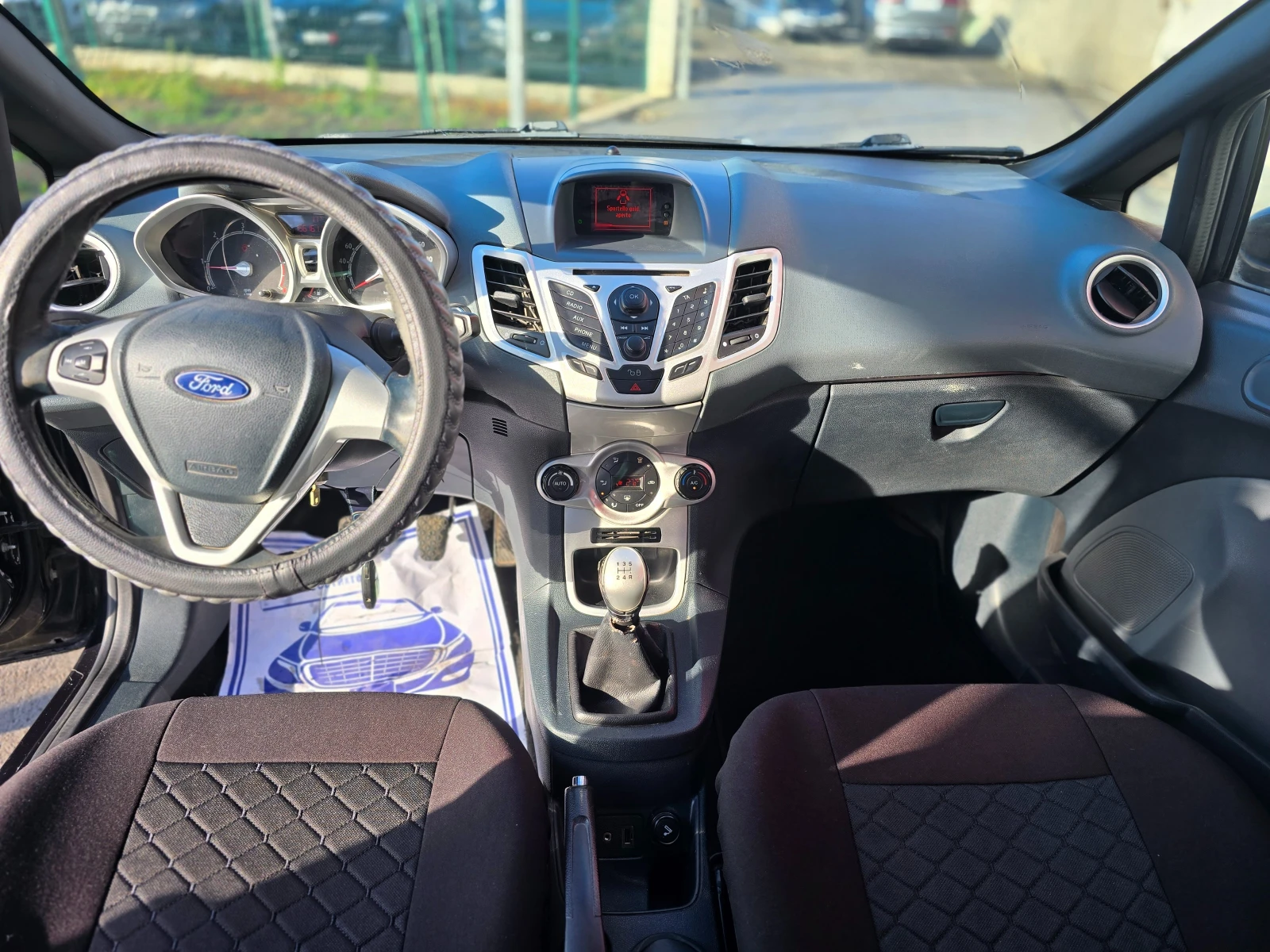 Ford Fiesta 1.4D - изображение 10