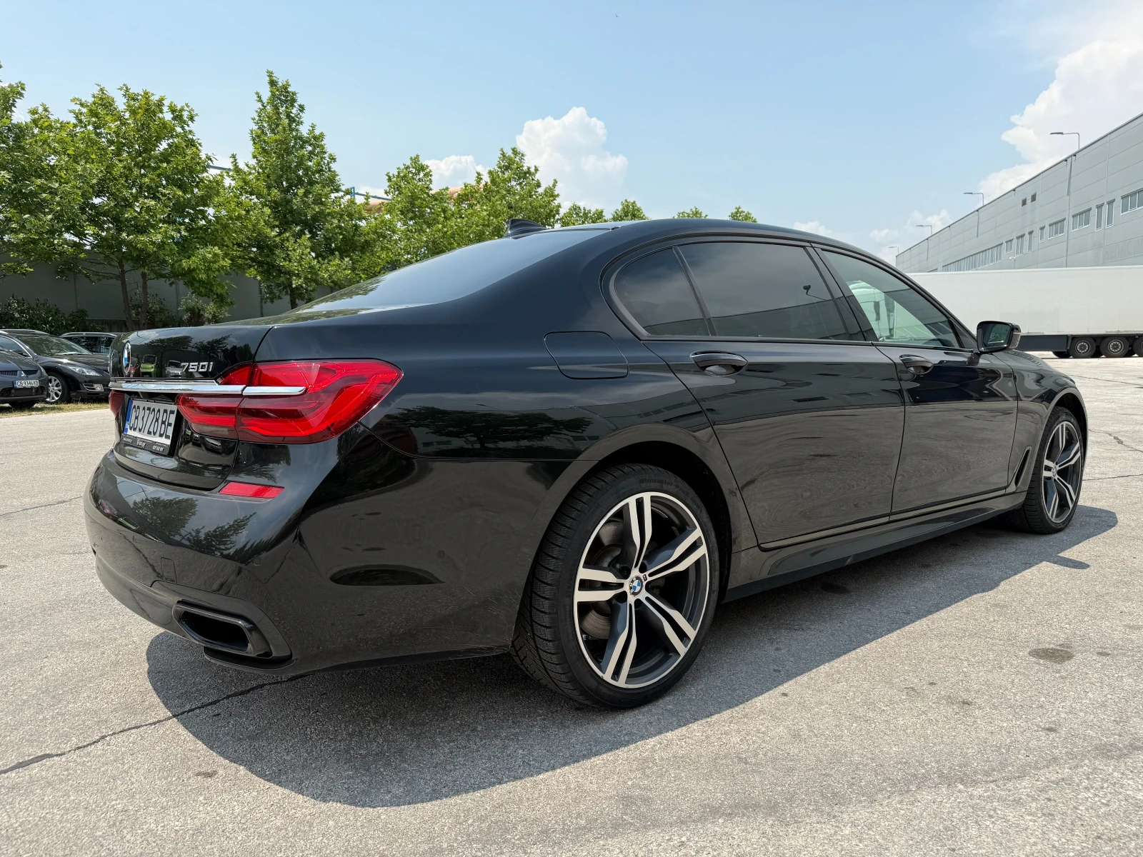 BMW 750 I XDrive  - изображение 4
