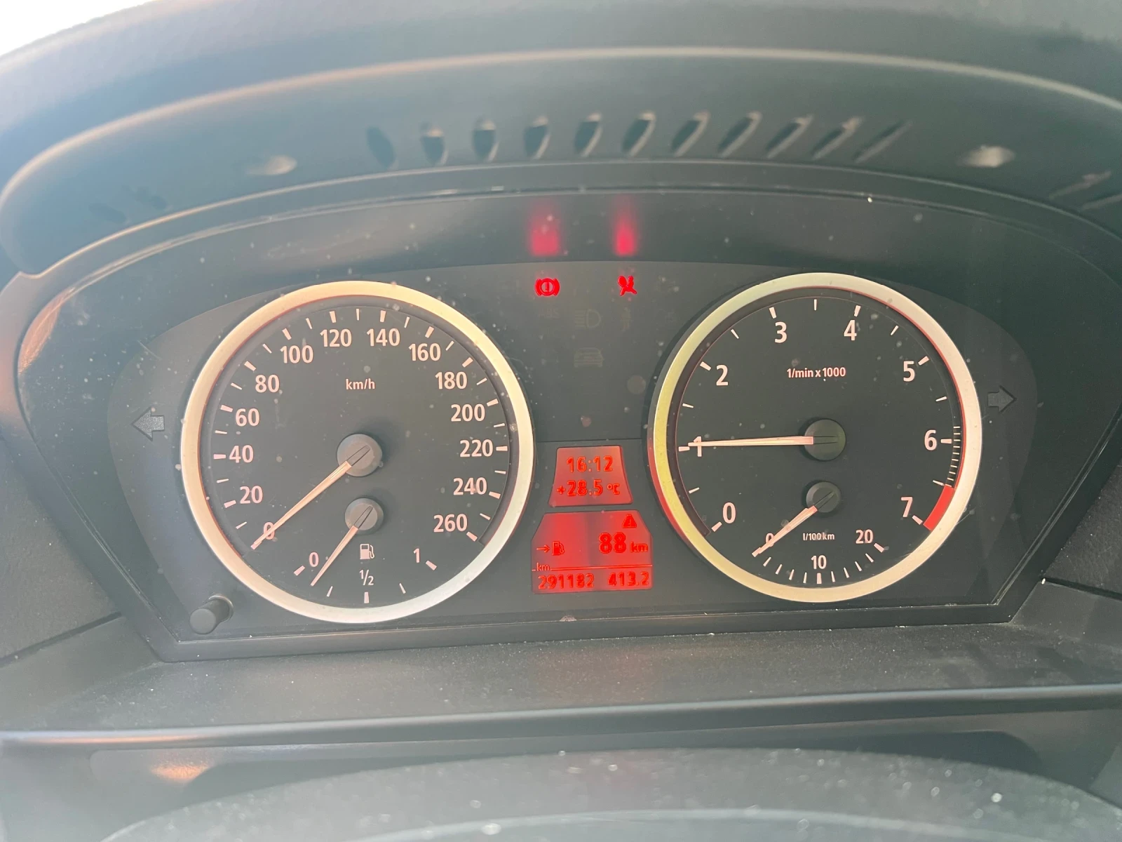 BMW 523  - изображение 8