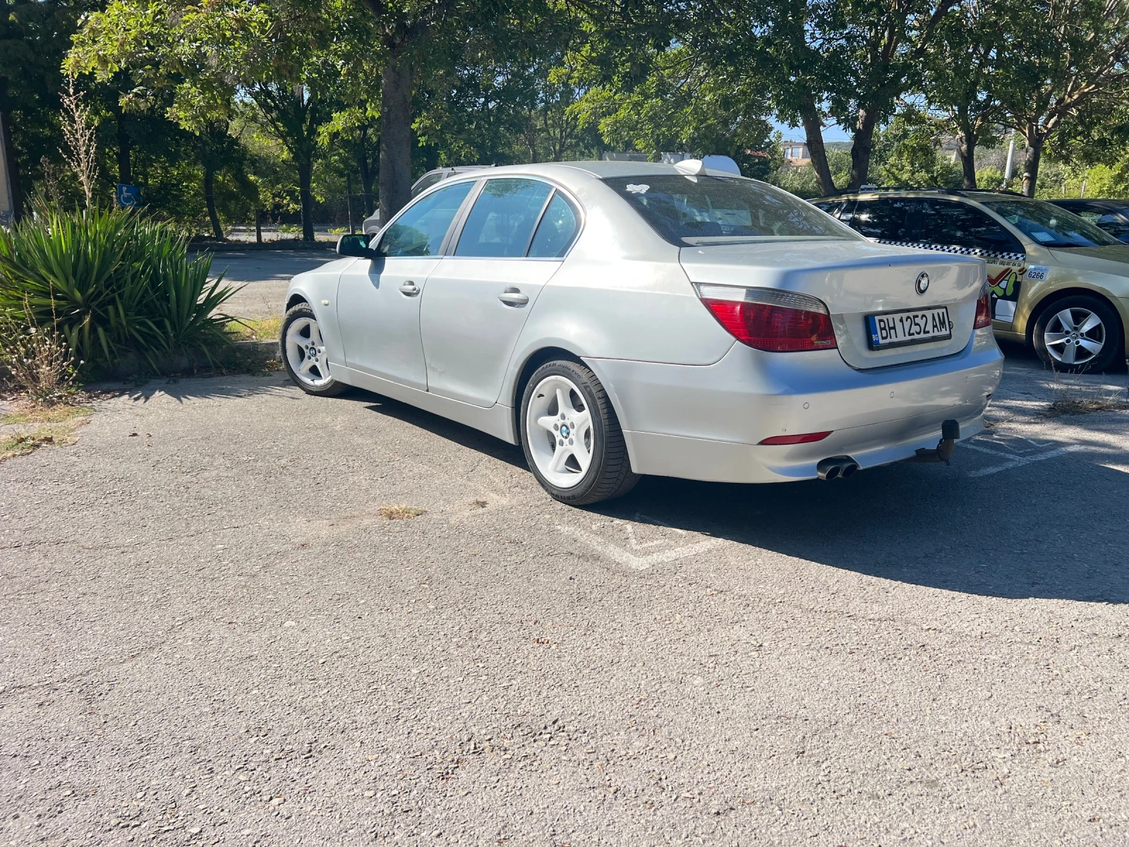 BMW 523  - изображение 5