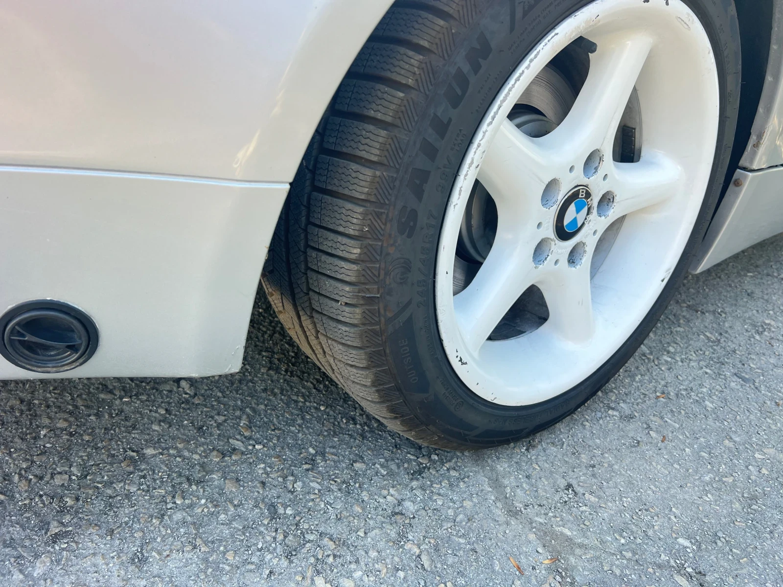 BMW 523  - изображение 6