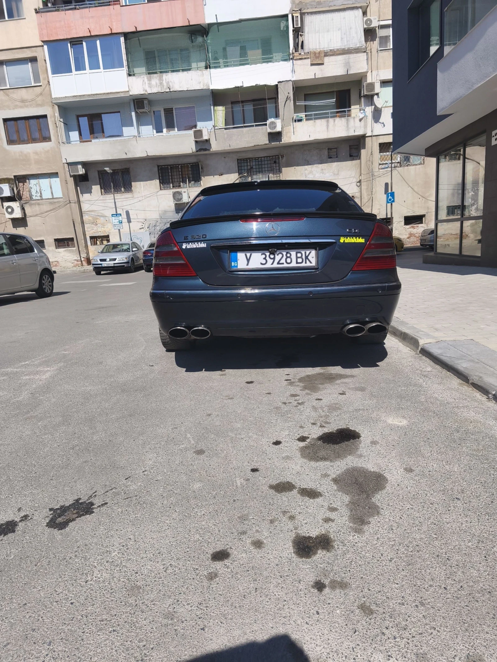 Mercedes-Benz E 320  - изображение 3