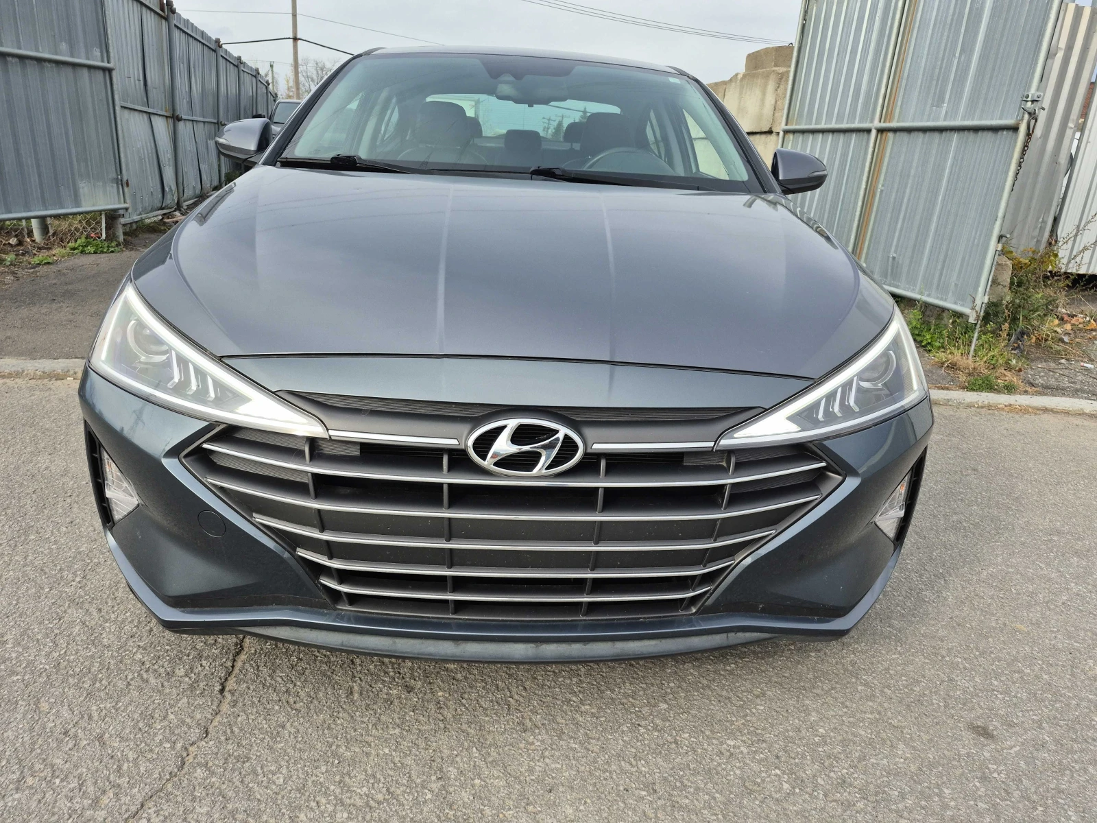 Hyundai Elantra * CARFAX *    | Mobile.bg   2