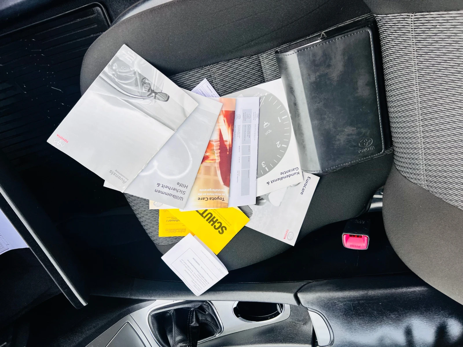 Toyota Avensis 2.0 d4d! Led! Xenon! Navigation!  | Mobile.bg   13