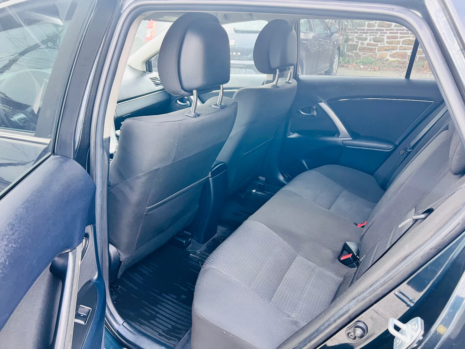 Toyota Avensis 2.0 d4d! Led! Xenon! Navigation! Ка - изображение 8