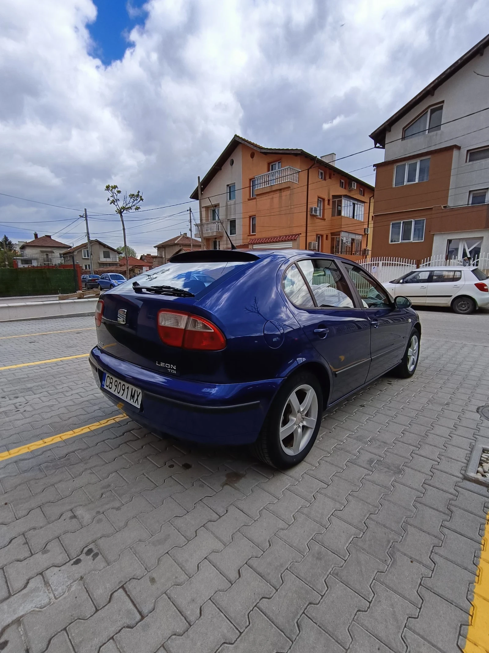 Seat Leon 1.9 tdi, 110 �.�. - ��� ��������� | Mobile.bg � ����������� 4