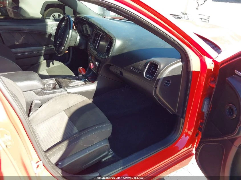 Dodge Charger 5.7l R/T Rwd - изображение 5