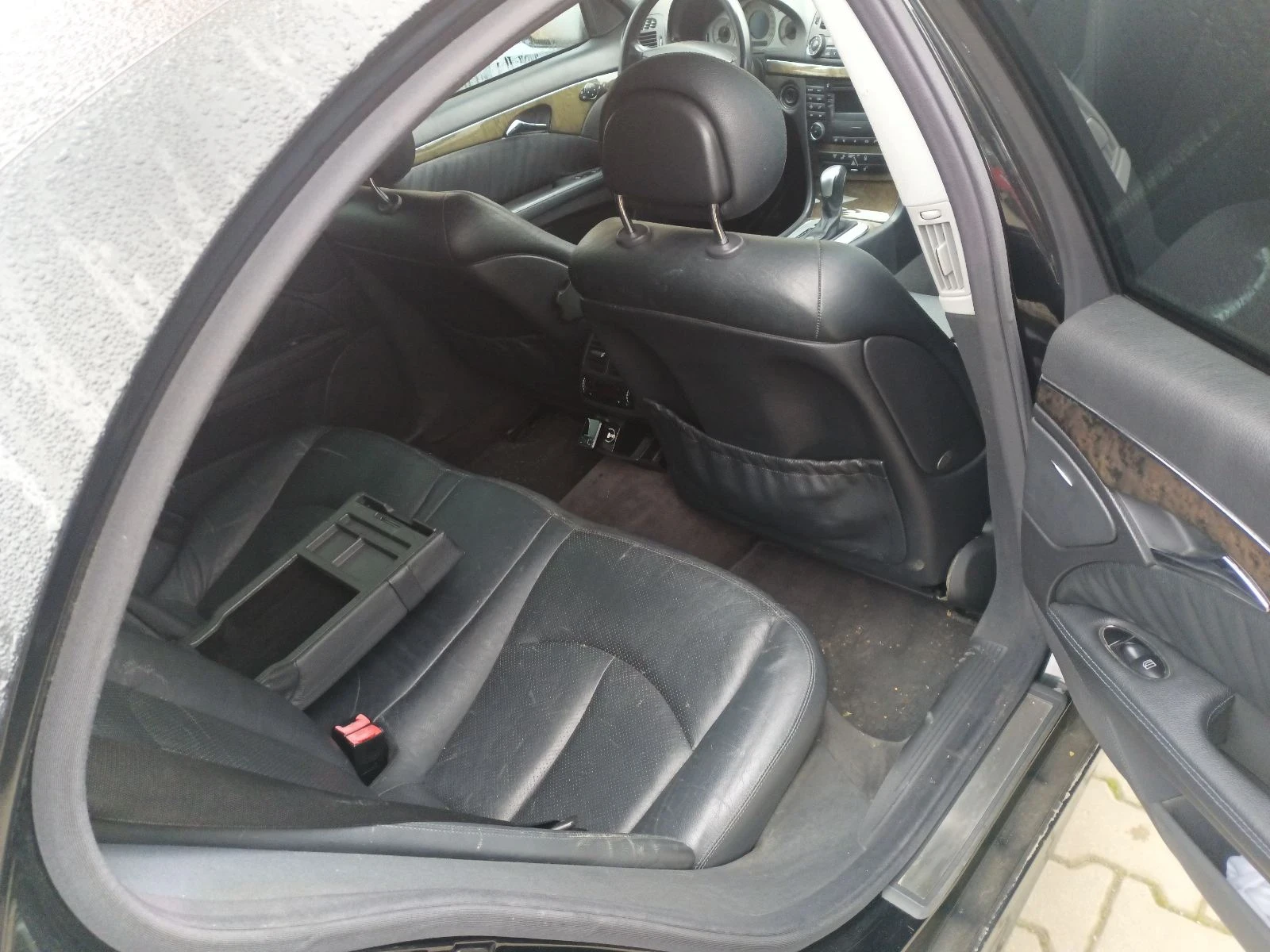 Mercedes-Benz 220  - изображение 5