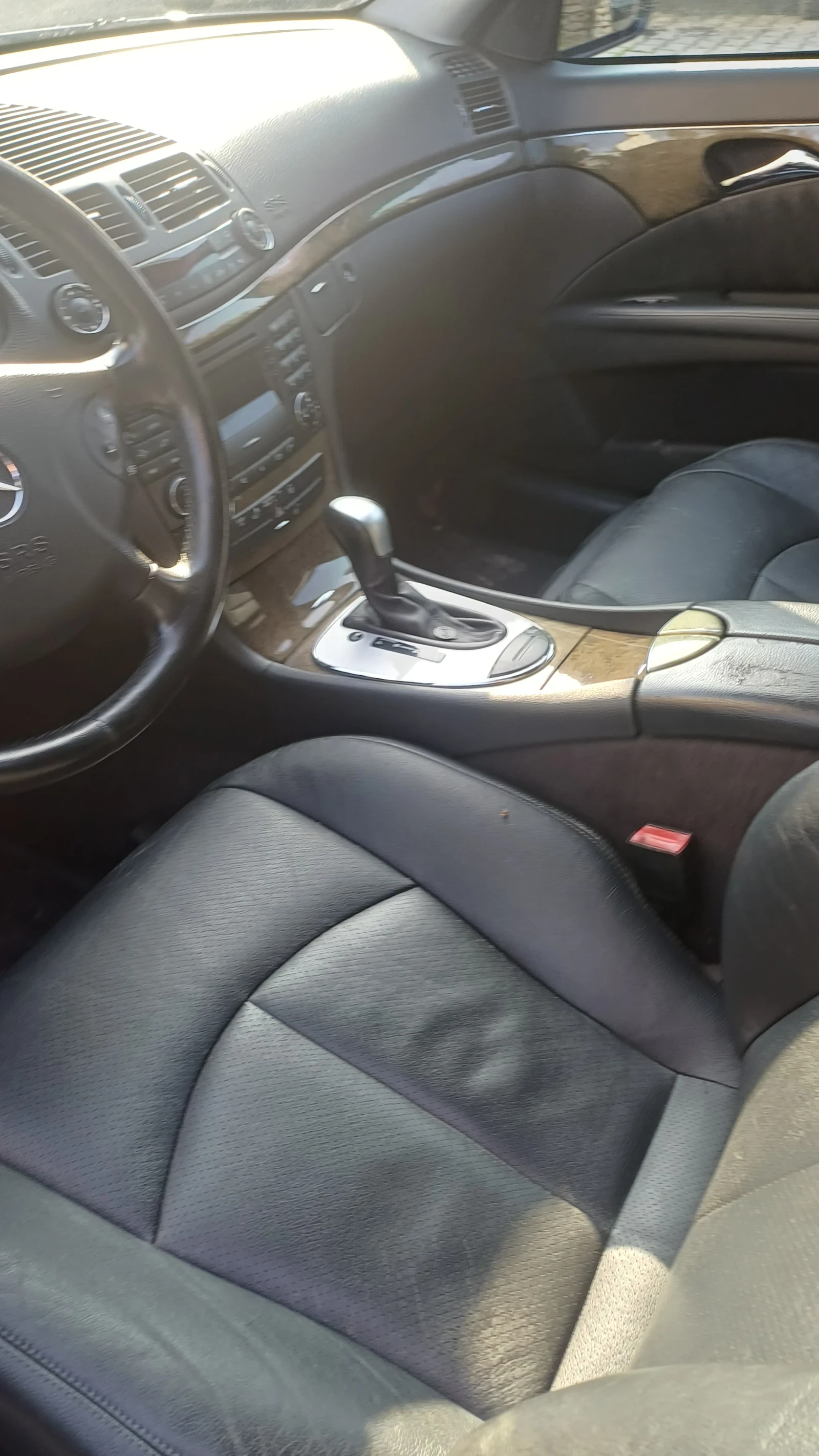 Mercedes-Benz 220  - изображение 7