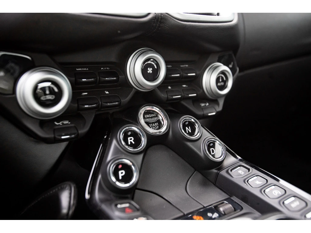 Aston Martin V8 Vantage TWIN TURBO COUPE/ ��������������� | Mobile.bg � ����������� 16