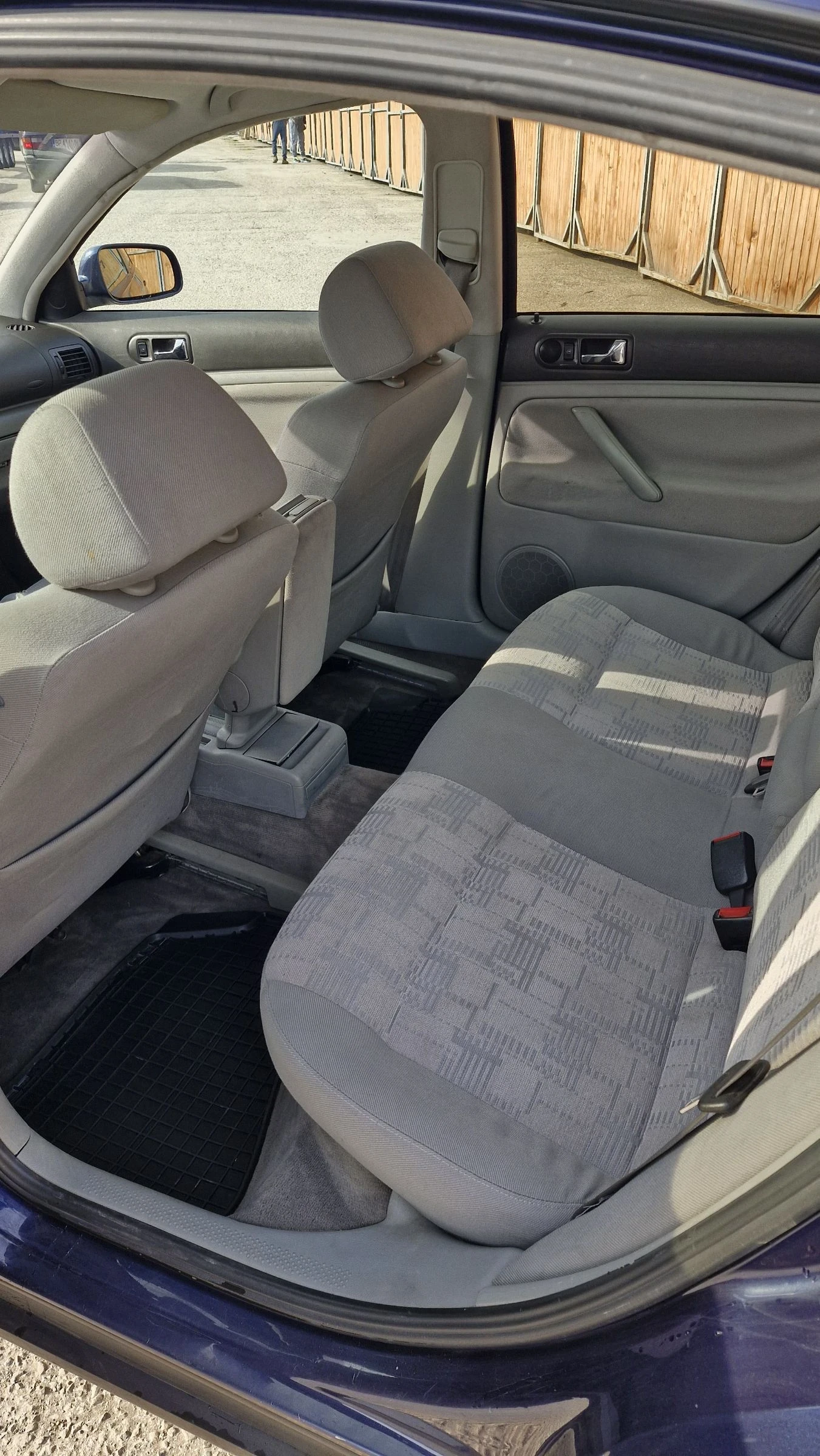 VW Passat, снимка 9 - Автомобили и джипове - 53994094