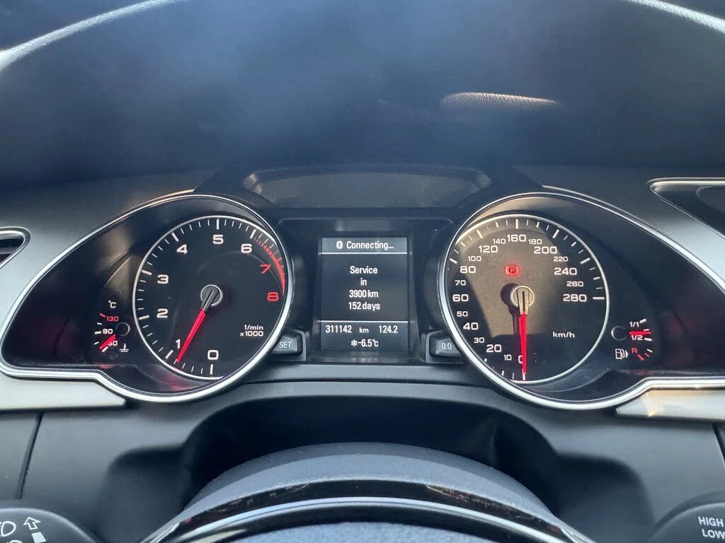 Audi A5 2.0T* Premium Plus* АвтоКредит* (ЦЕНА ДО БГ), снимка 11 - Автомобили и джипове - 54417414