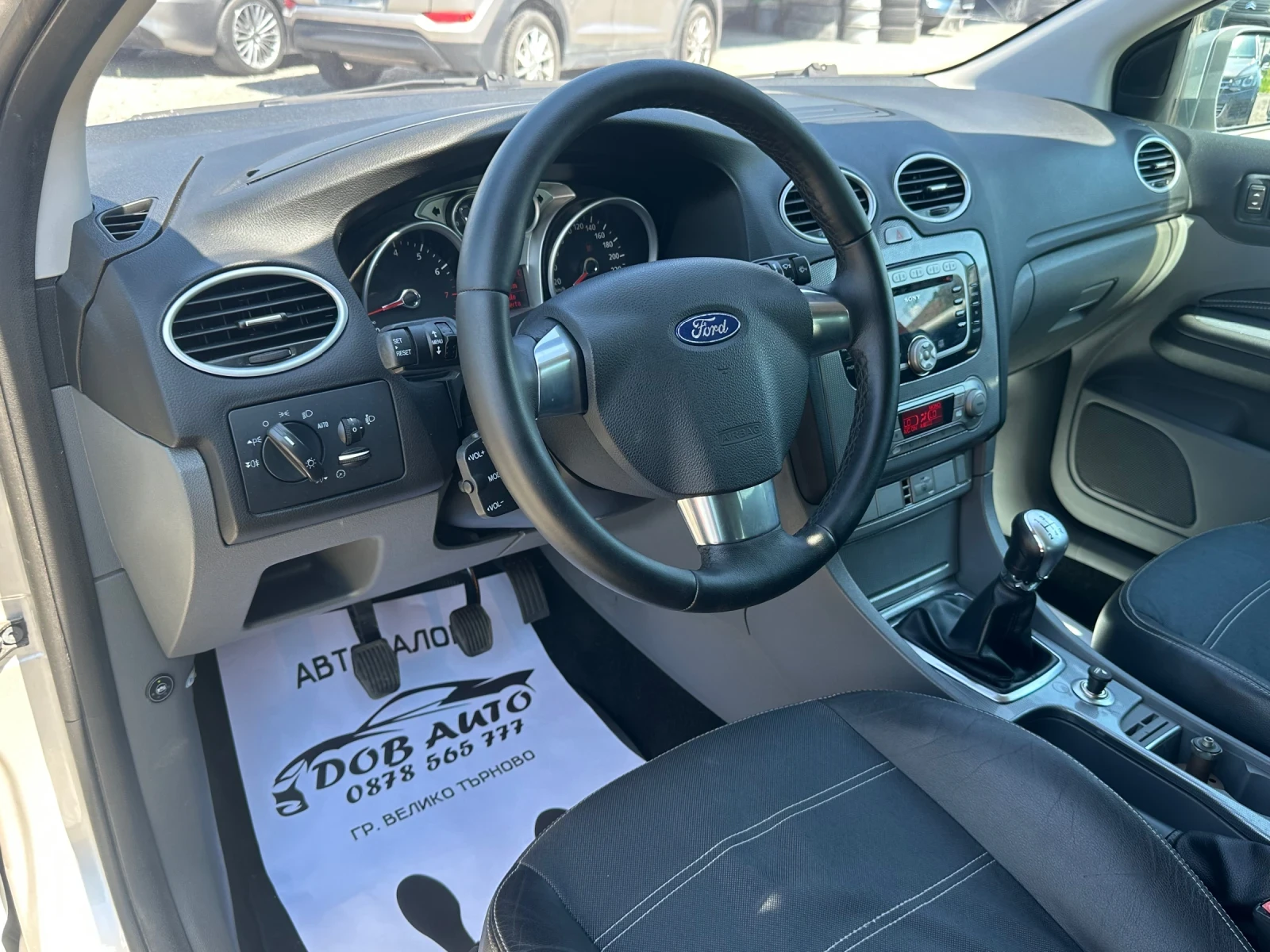Ford Focus 1.6TI-VCT-TITANIUM-XENON-ГАЗ-БЕНЗИН, снимка 9 - Автомобили и джипове - 55215844