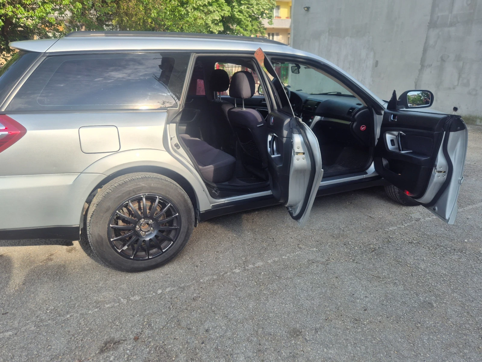 Subaru Outback, снимка 10 - Автомобили и джипове - 55264491