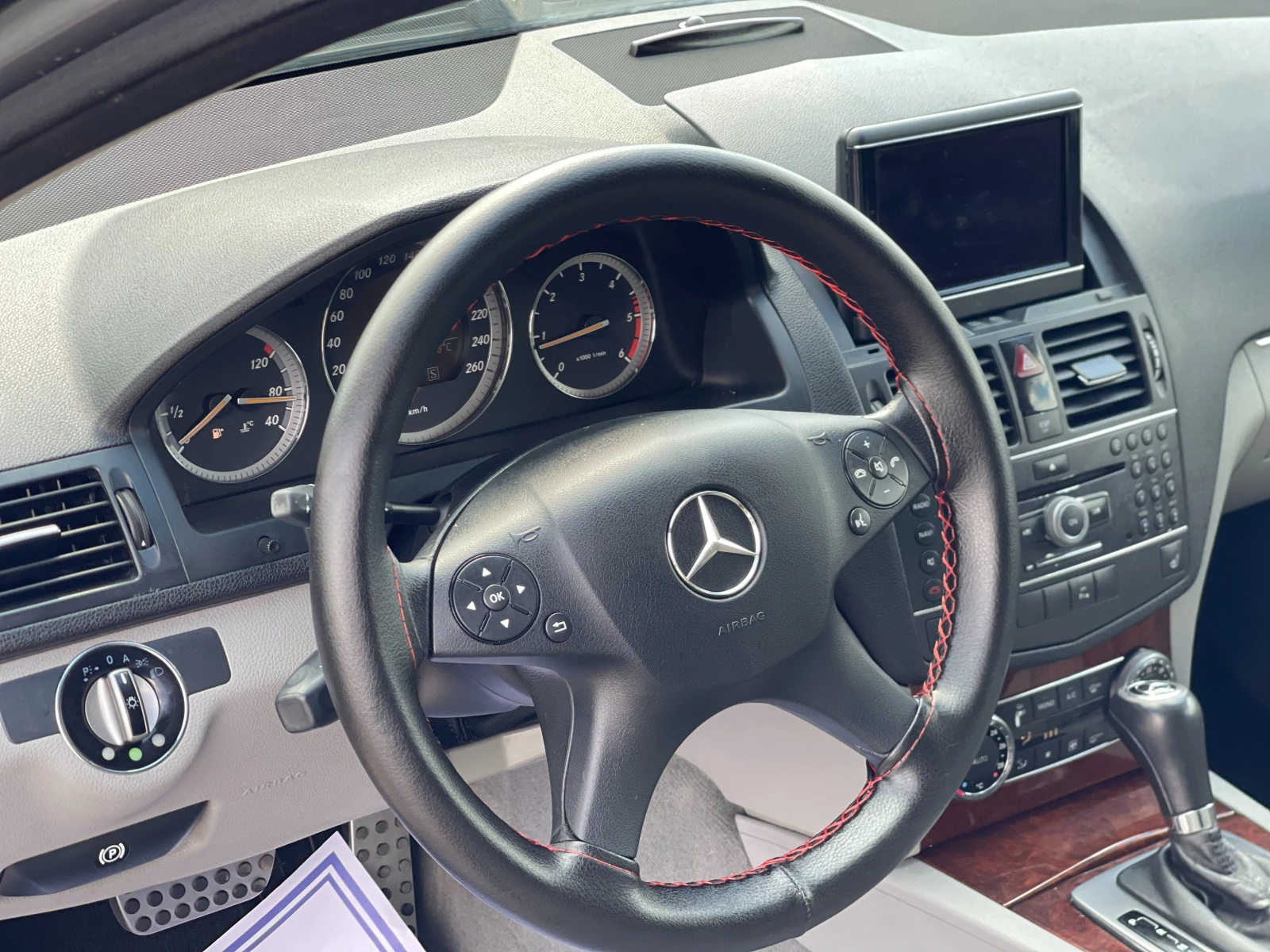 Mercedes-Benz C 220 CDi Elegance, снимка 12 - Автомобили и джипове - 55274335