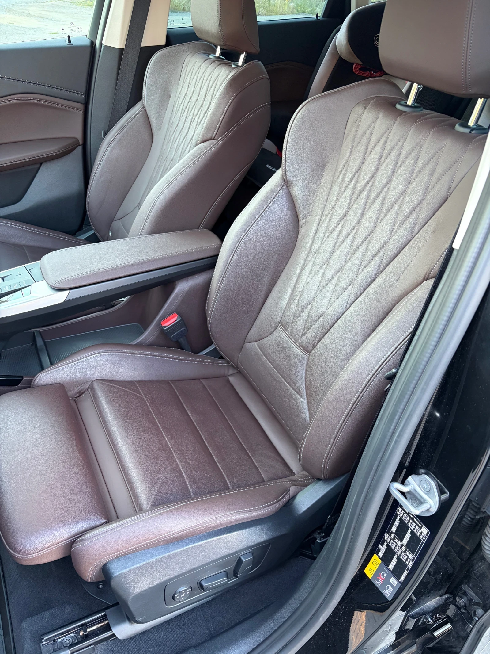 BMW iX1 electric, снимка 9 - Автомобили и джипове - 55729018