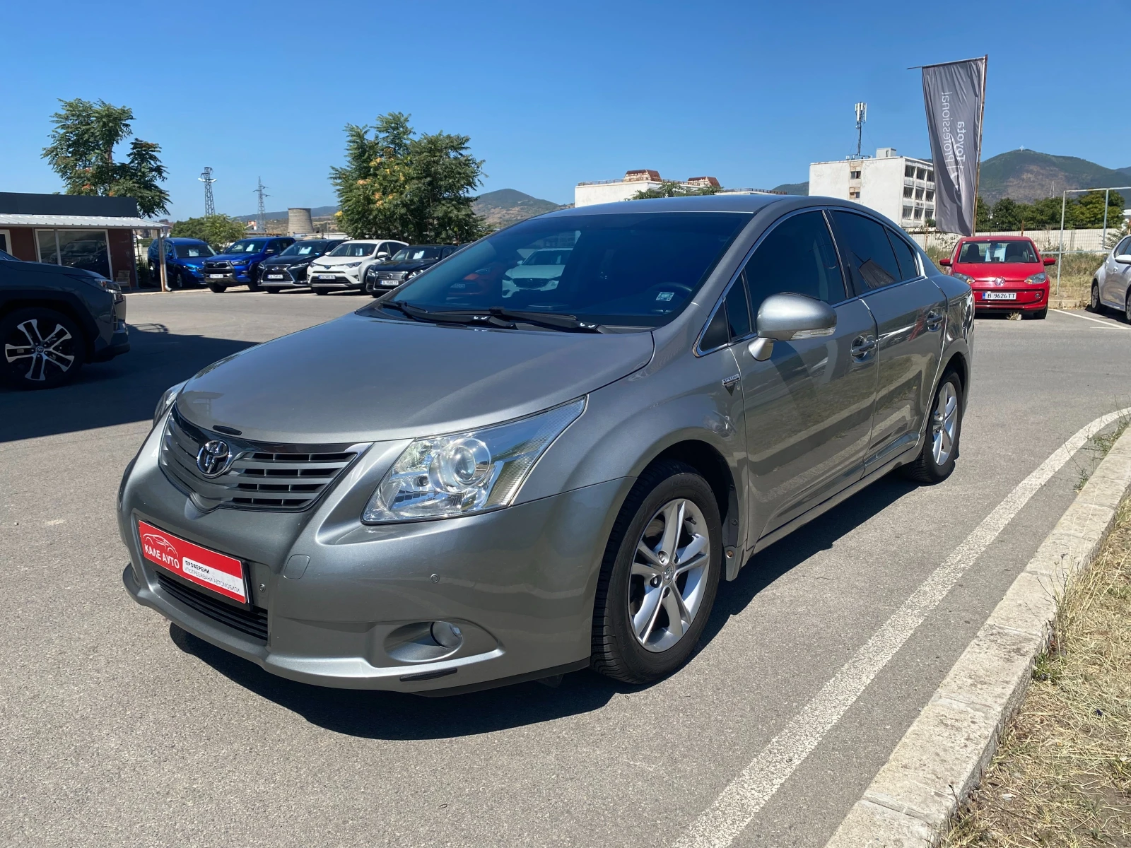 Toyota Avensis, снимка 3 - Автомобили и джипове - 55733121